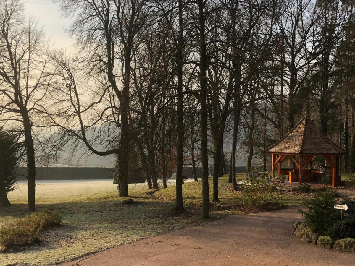 Maison D'Hotes Les Jardins De Madeleine Bernardville Bagian luar foto